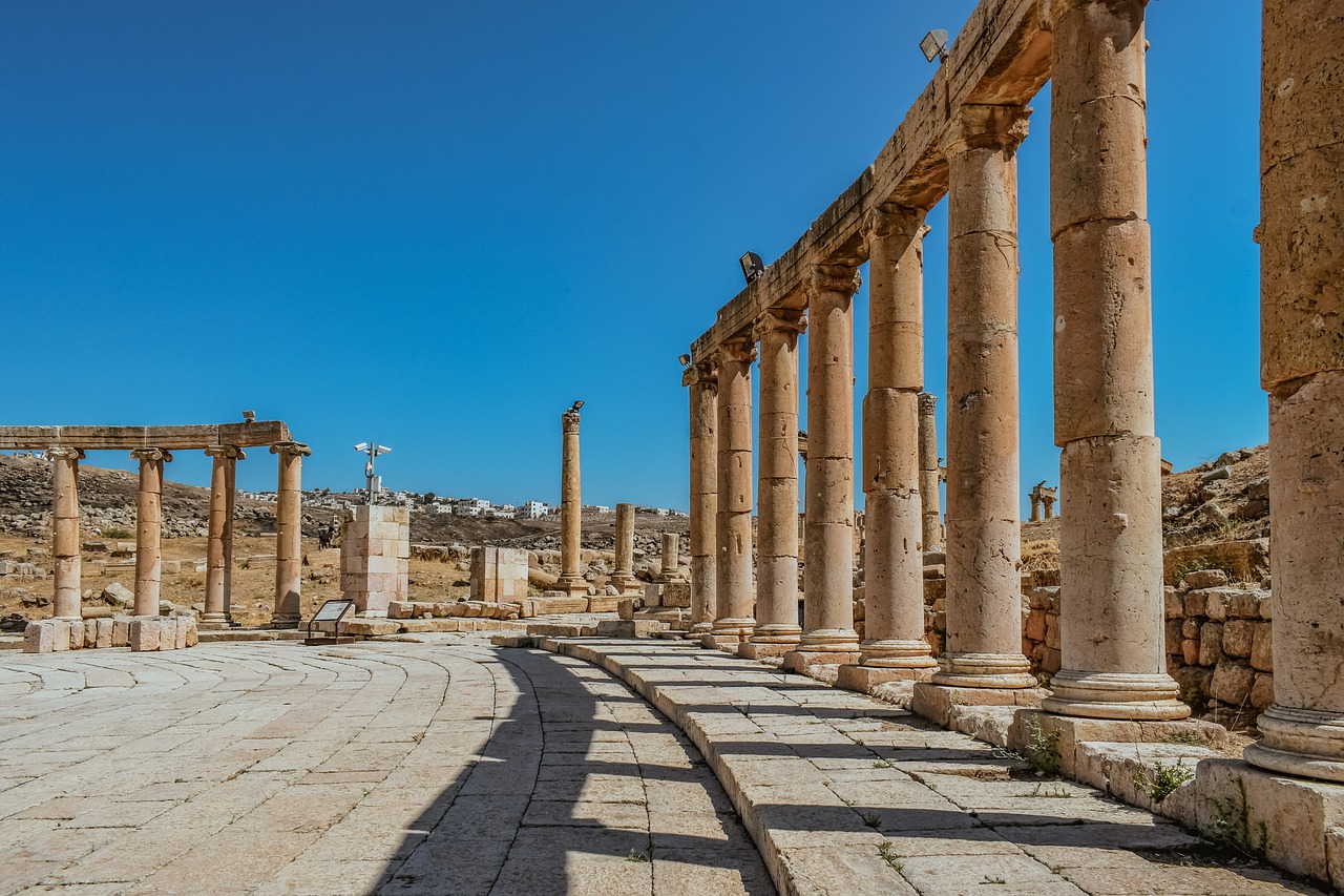 pillars, colonnade, stone-4382541.jpg